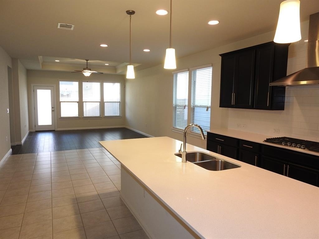 9903 Quercia Dr - Photo 2