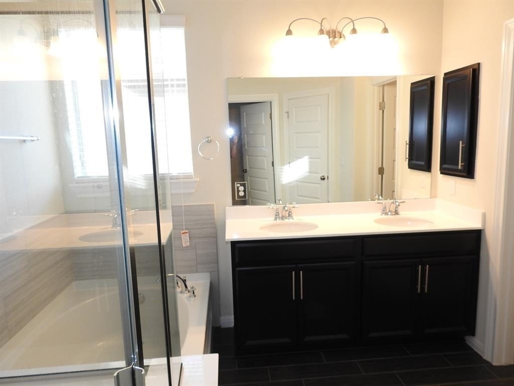 9903 Quercia Dr - Photo 12