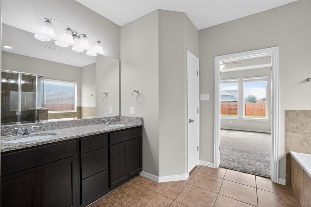 348 Vista Gardens Dr - Photo 11
