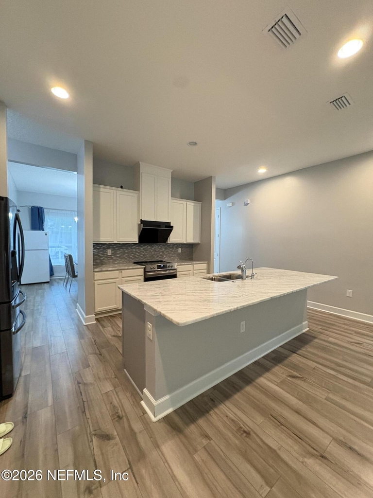 104 Linda Lake Lane - Photo 1