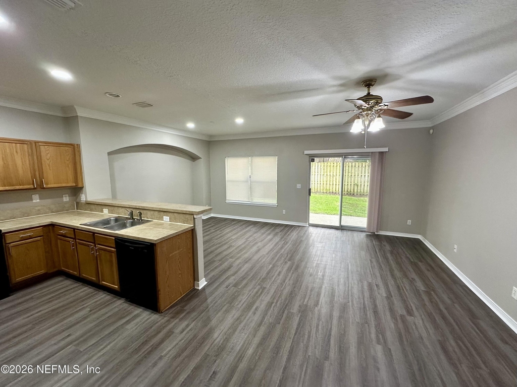 5260 Collins Road - Photo 24
