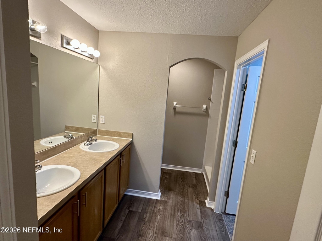 5260 Collins Road - Photo 20