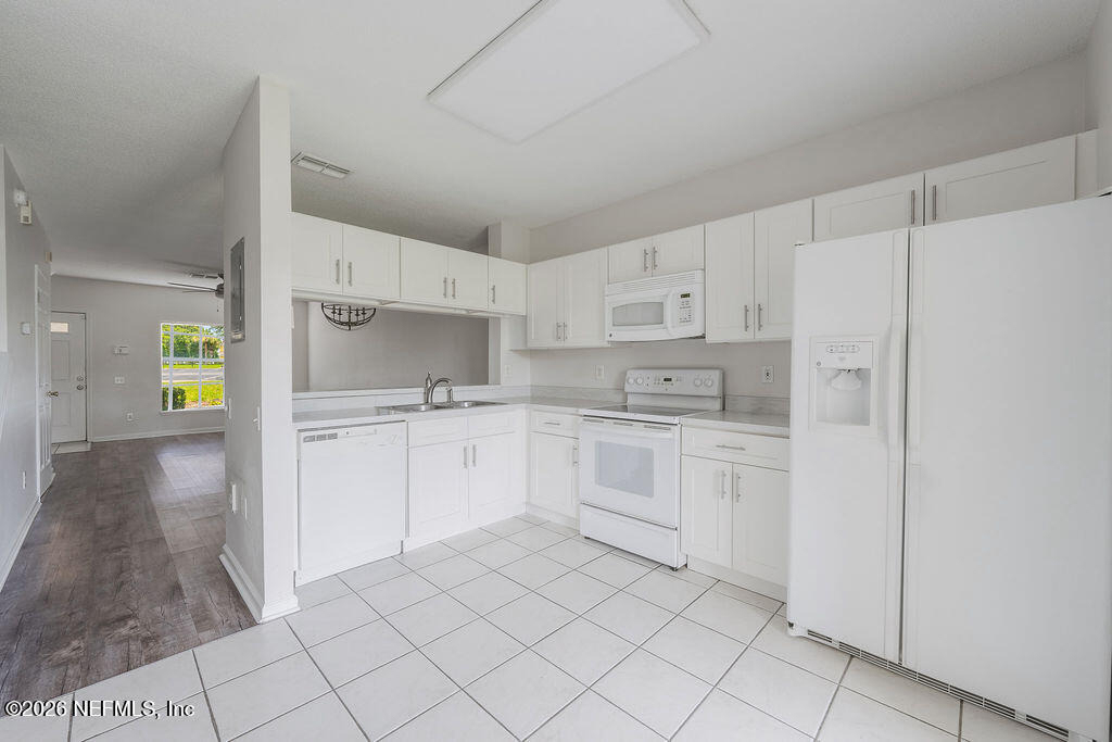 12311 Kensington Lakes Drive - Photo 7