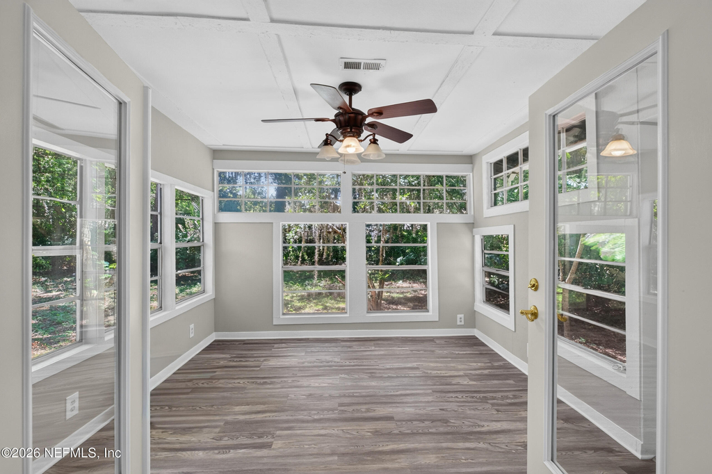 417 S Pine Avenue - Photo 24
