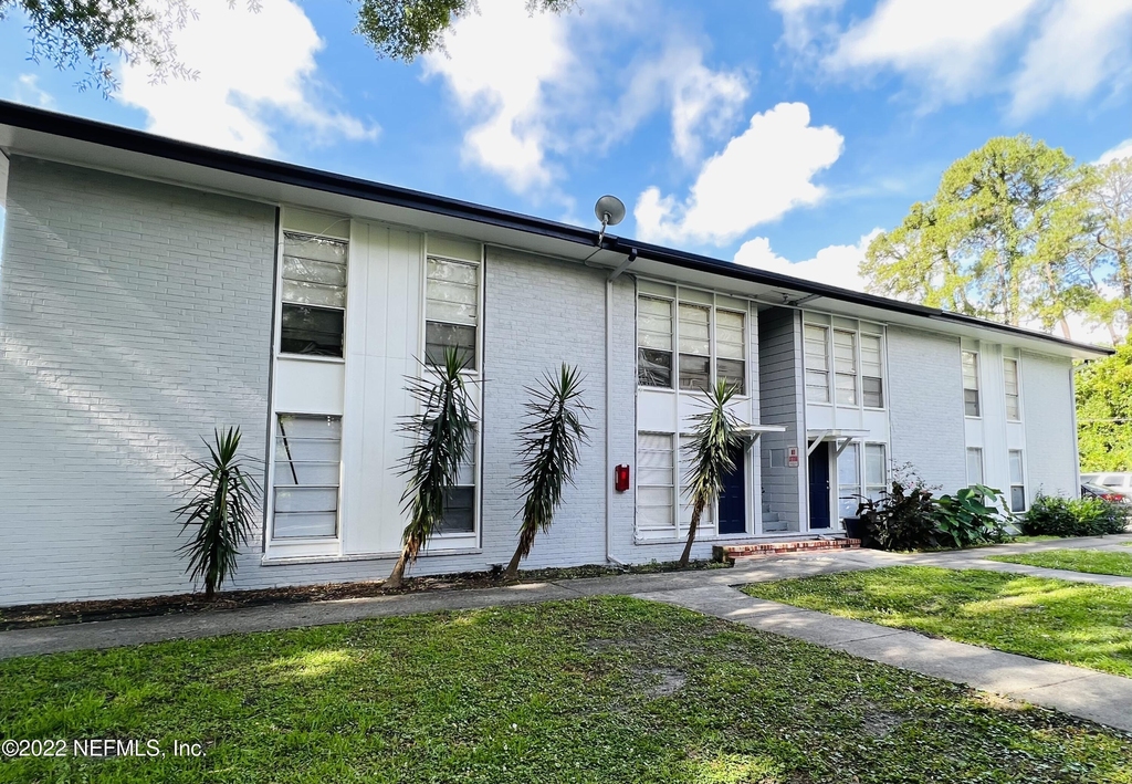 1124 Woodruff Avenue - Photo 6