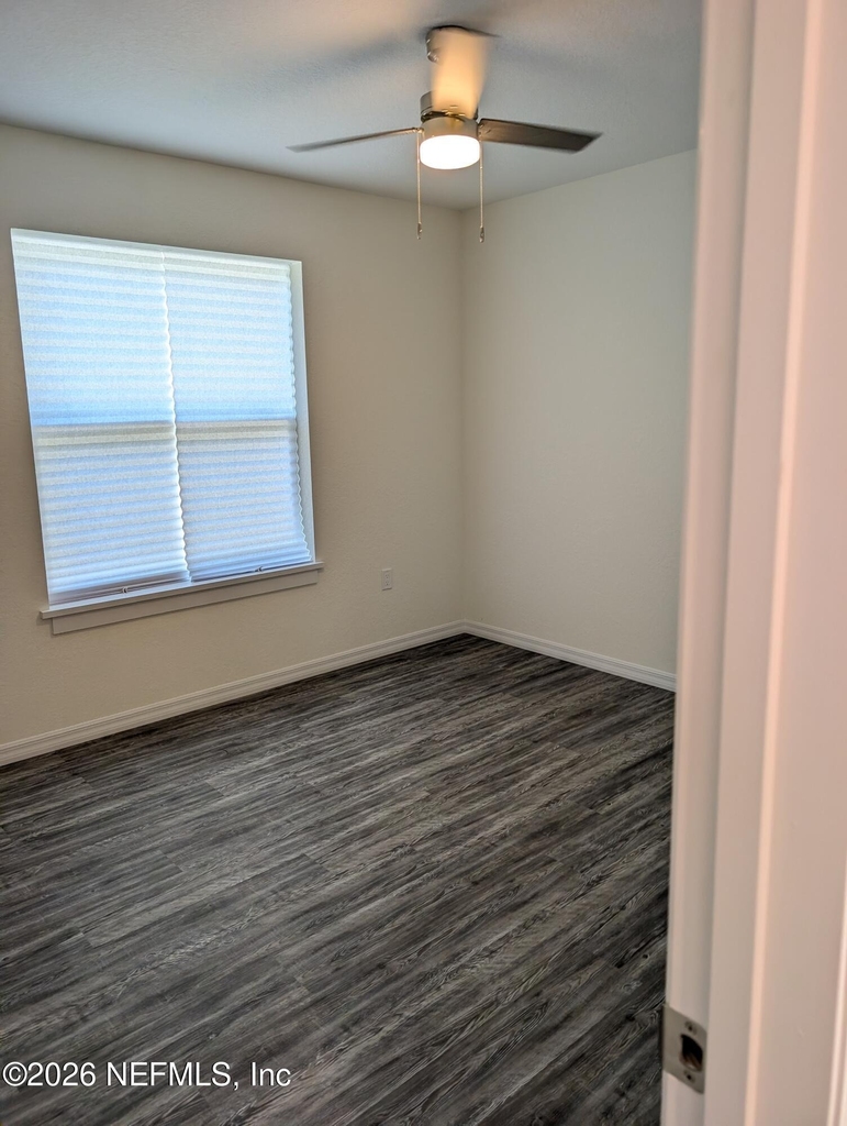 821 Ne 10th Street - Photo 9