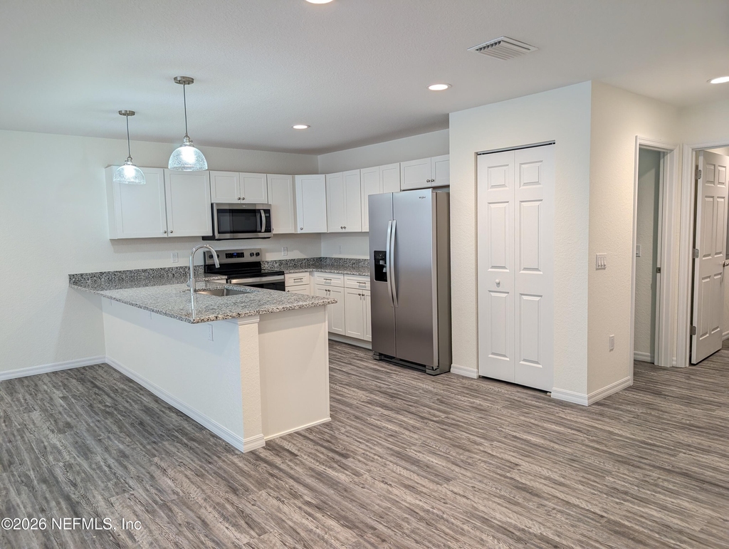 821 Ne 10th Street - Photo 4