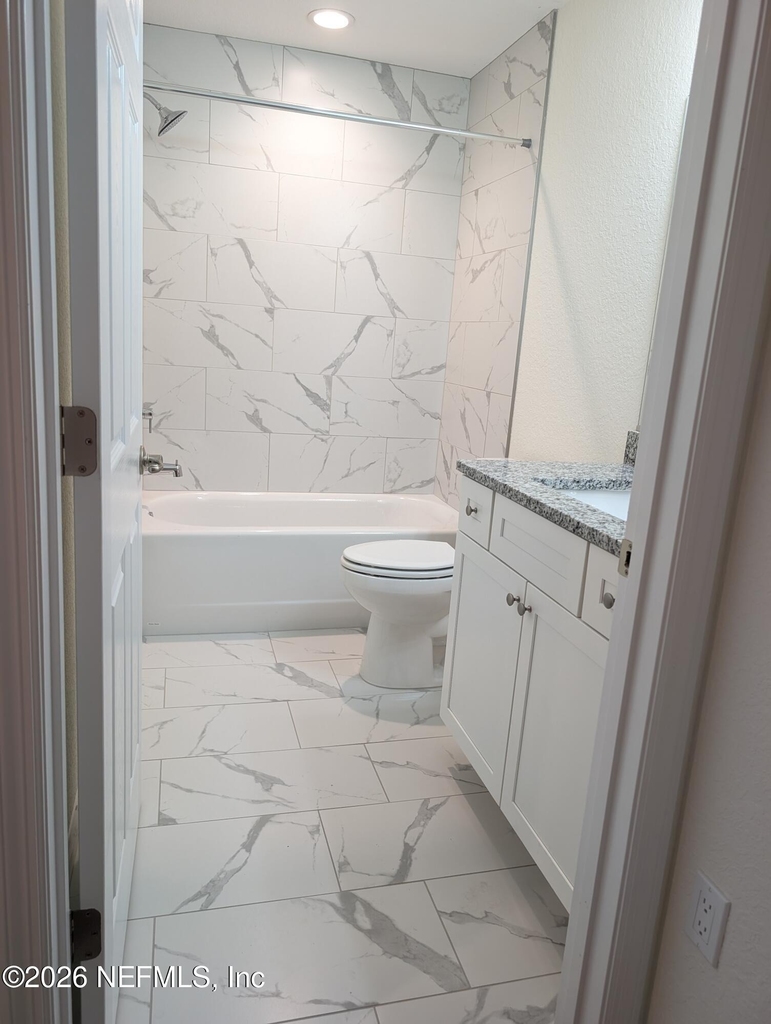 821 Ne 10th Street - Photo 11