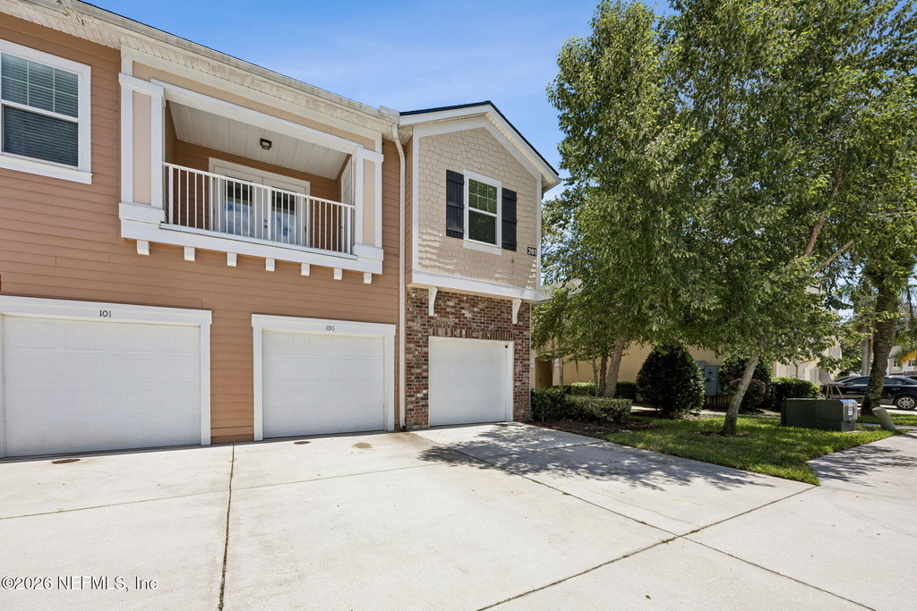 201 Larkin Place - Photo 19