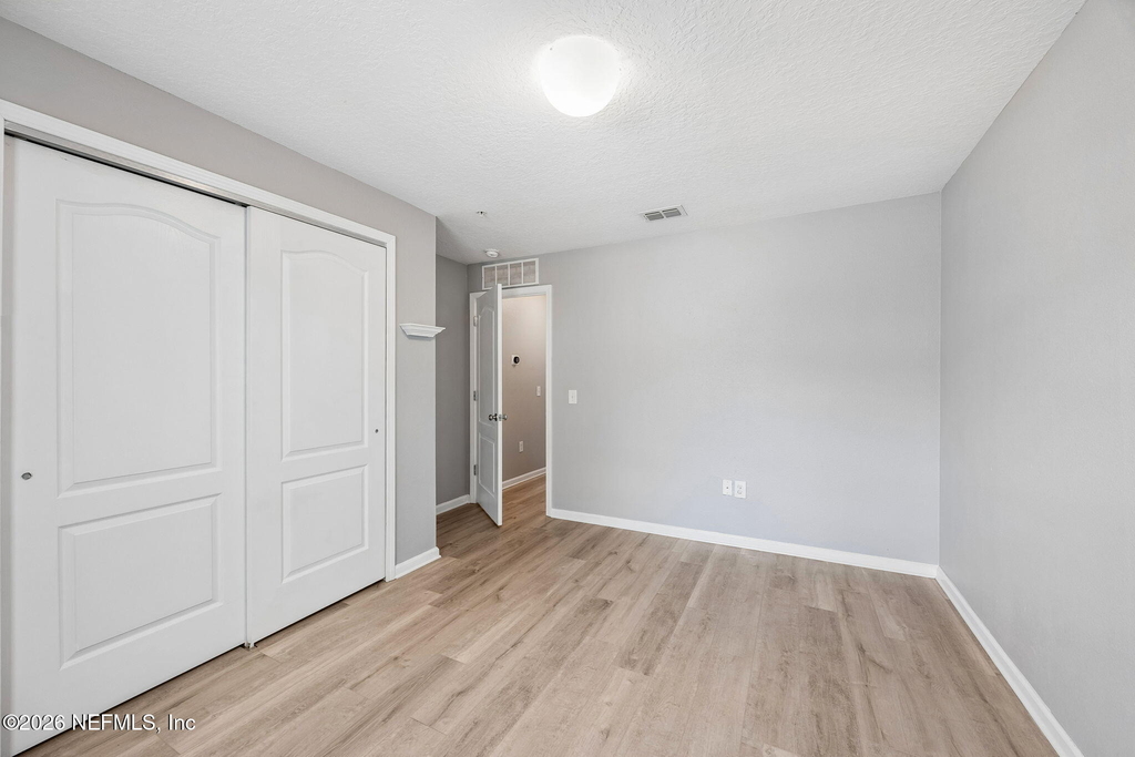 201 Larkin Place - Photo 15
