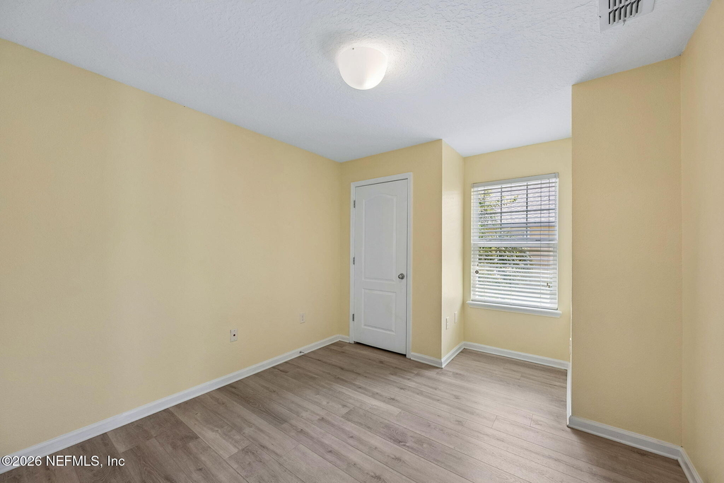 201 Larkin Place - Photo 11