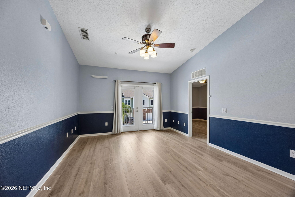201 Larkin Place - Photo 1