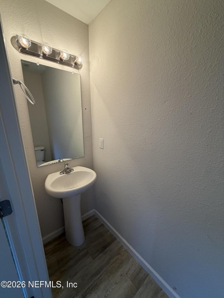 1441 E 25th Street - Photo 9