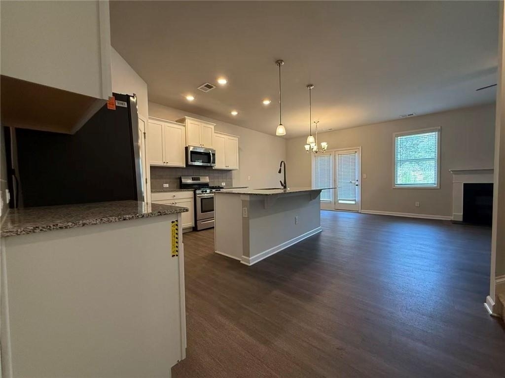 173 Wayside Terrace - Photo 4