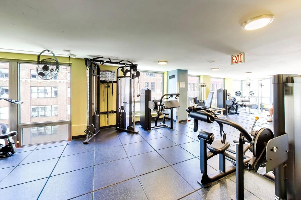 440 N Wabash Avenue - Photo 25