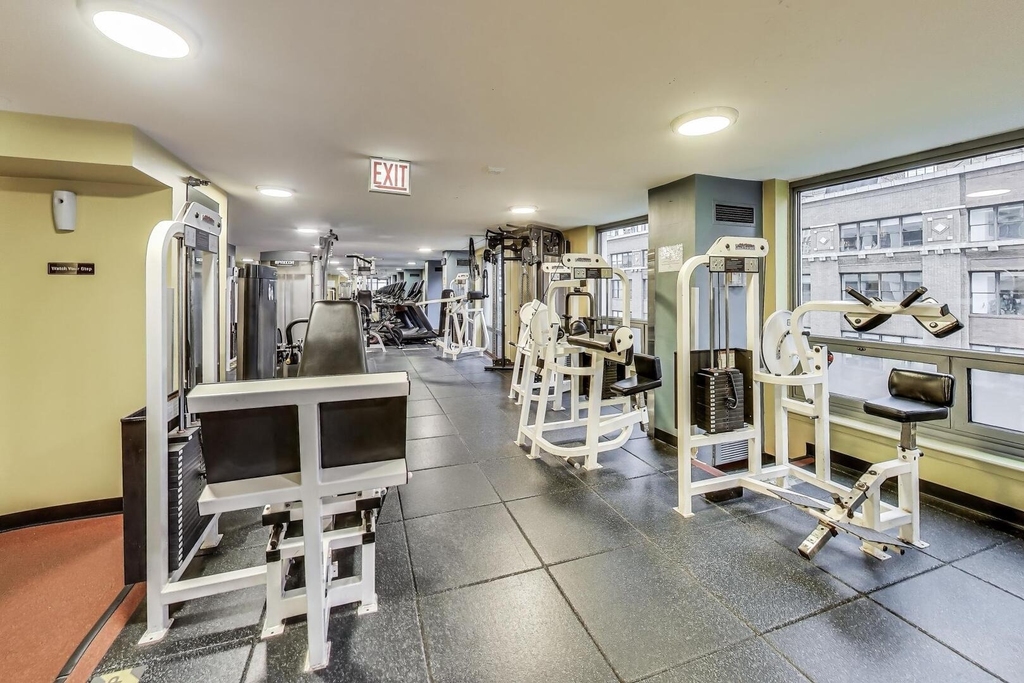 440 N Wabash Avenue - Photo 27
