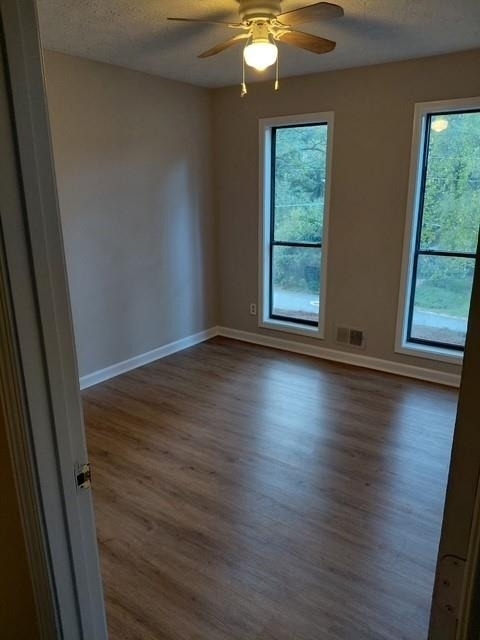 257 Castleair Drive Ne - Photo 10