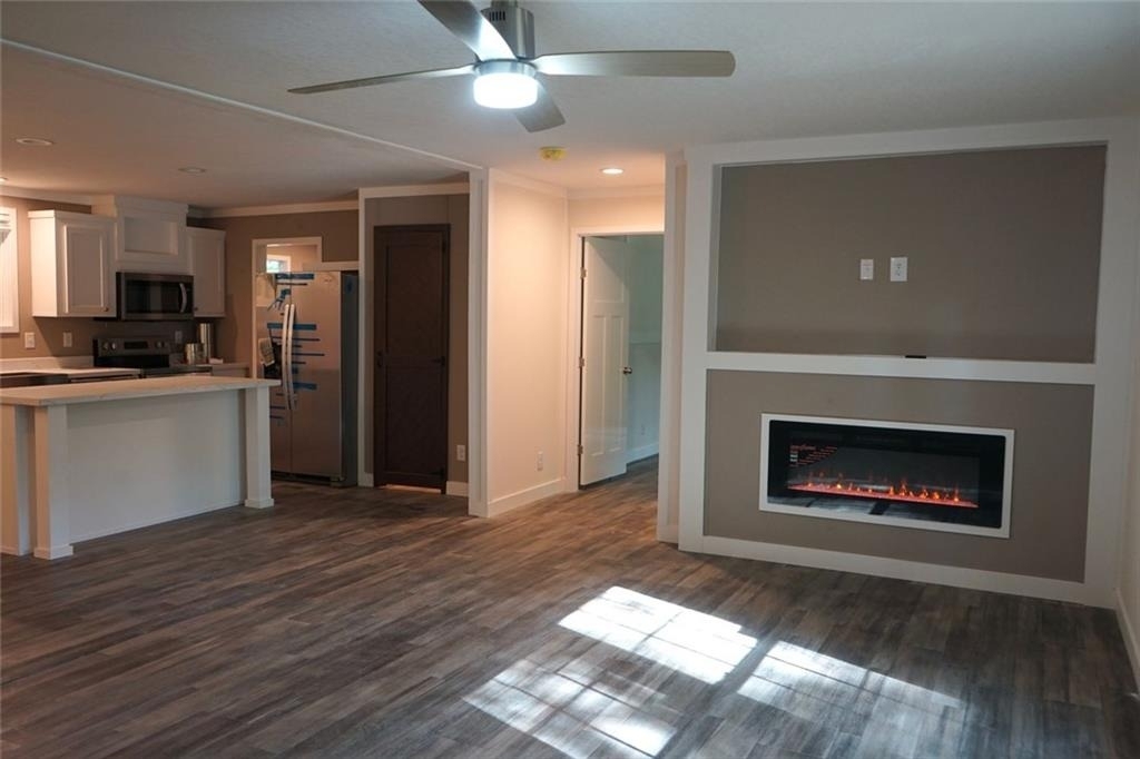 210 Woodland Street - Photo 4
