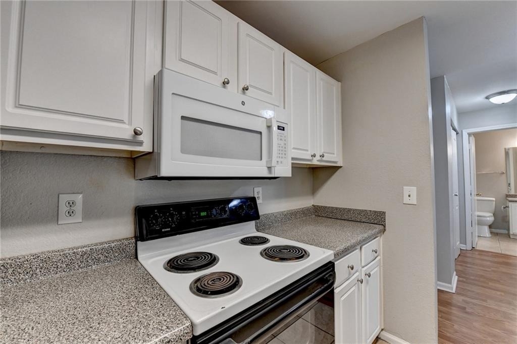 3655 Habersham Road Ne - Photo 6