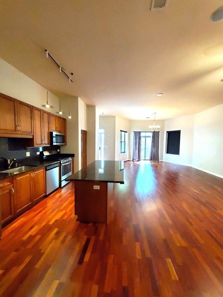 1250 S Indiana Avenue - Photo 10