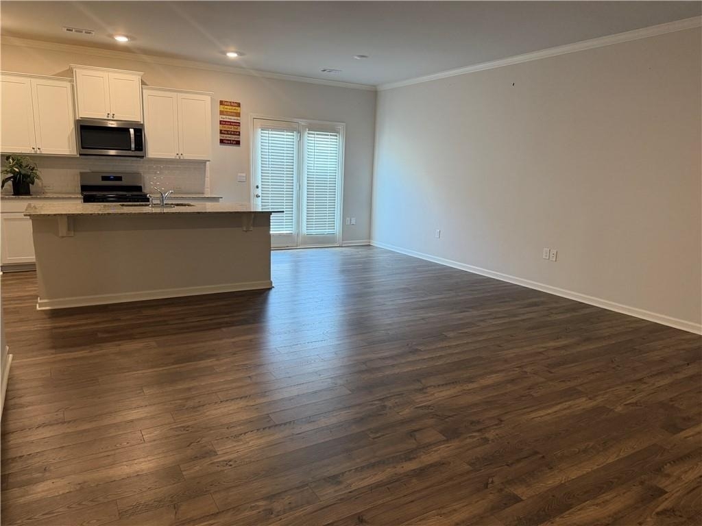 3101 Greyton Drive - Photo 2