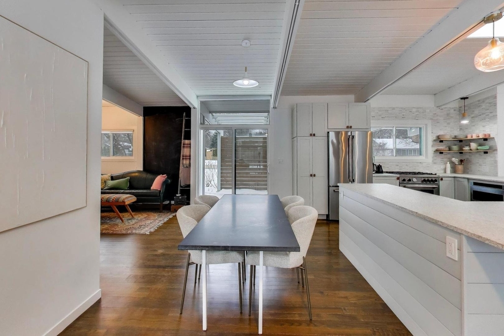 2649 Crawford Avenue - Photo 9