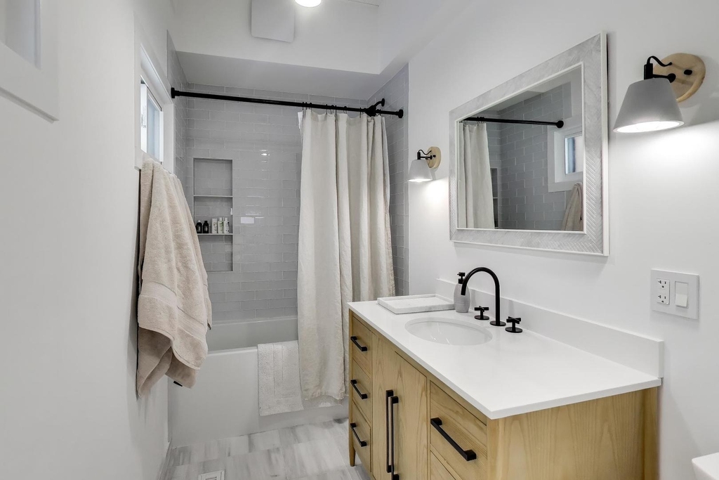 2649 Crawford Avenue - Photo 24