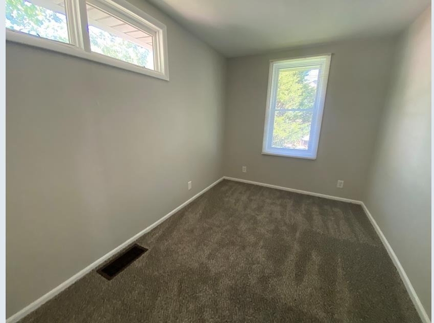 616 Vine Street - Photo 10