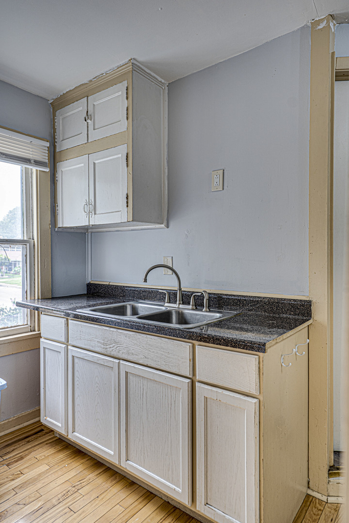 457 Talma Street - Photo 6