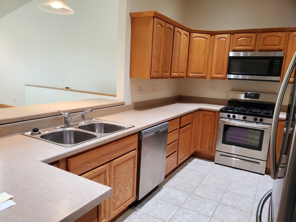 332 Cassidy Court - Photo 2