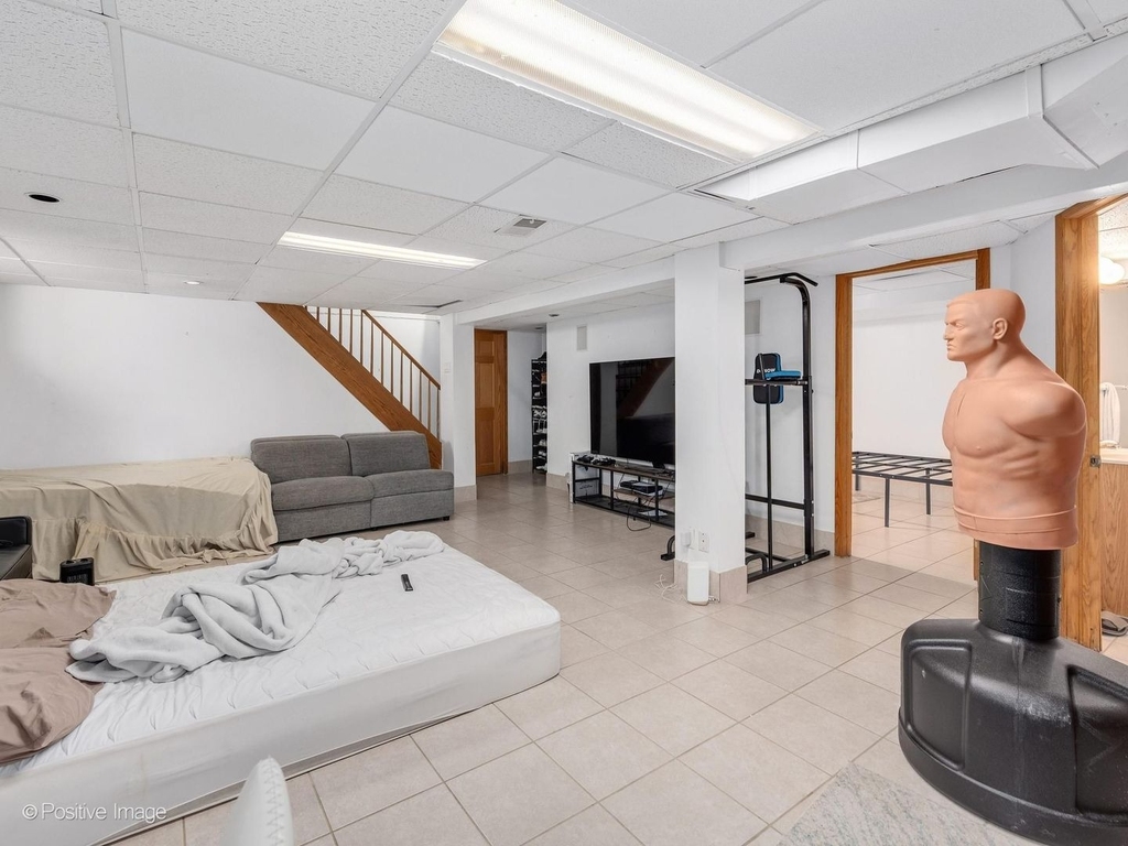 405 Greenfield Avenue - Photo 17
