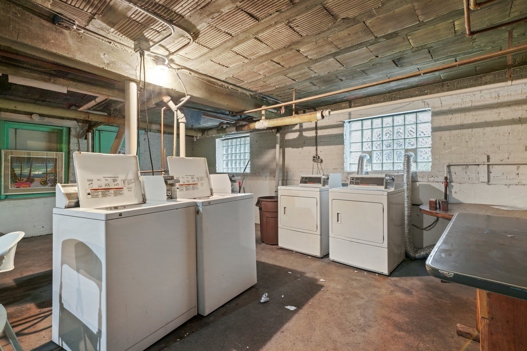 820 Reba Place - Photo 11