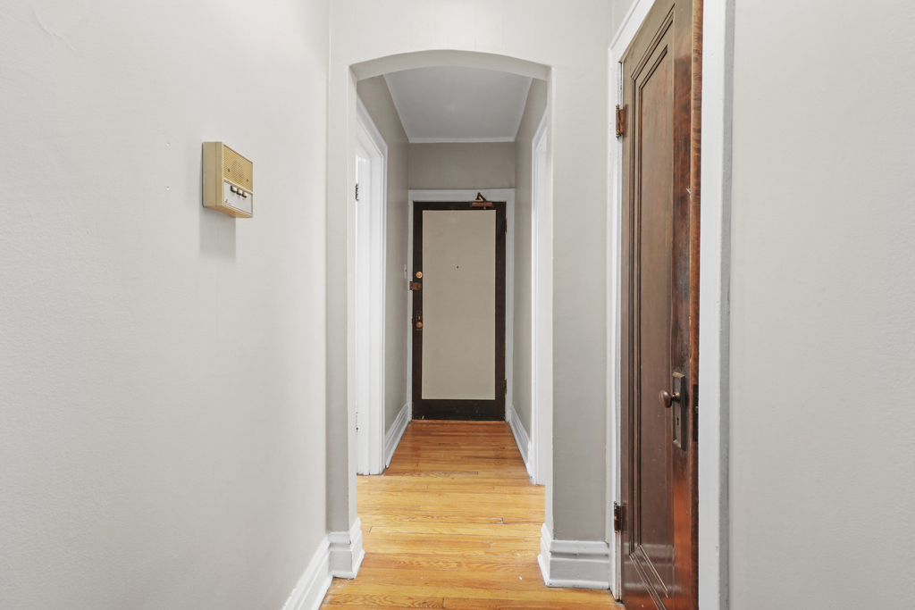 820 Reba Place - Photo 8