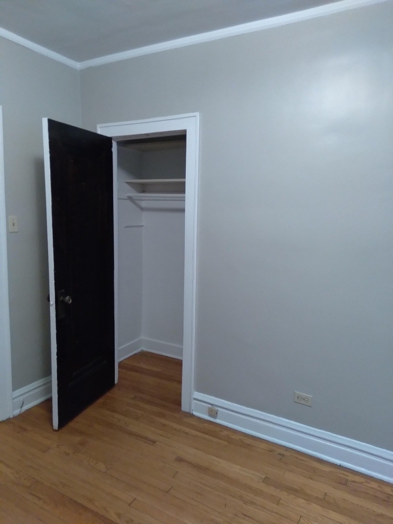 820 Reba Place - Photo 9