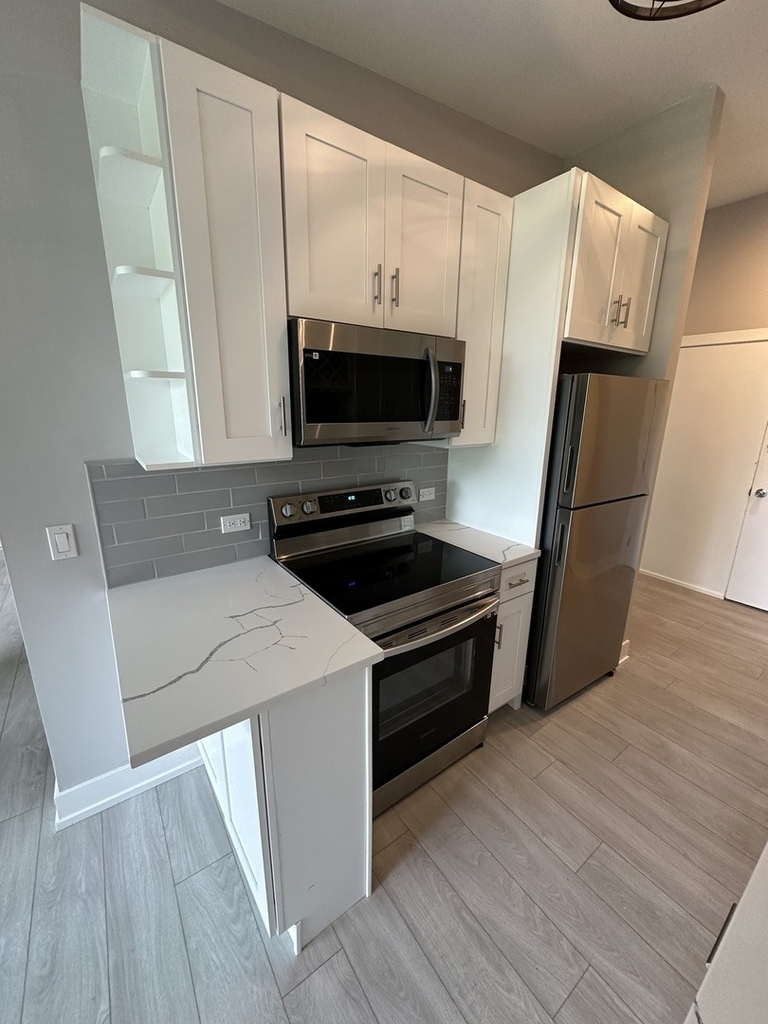 5700 Hillcrest Lane - Photo 5