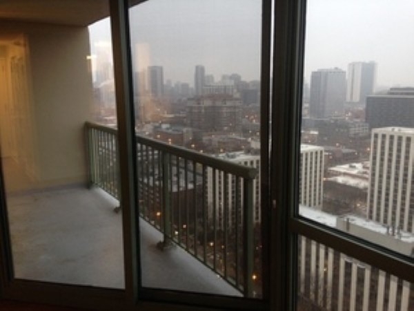 111 W Maple Street - Photo 9