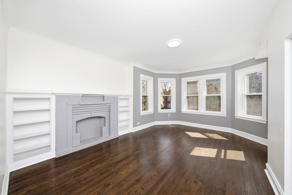 8024 S Vernon Avenue - Photo 5
