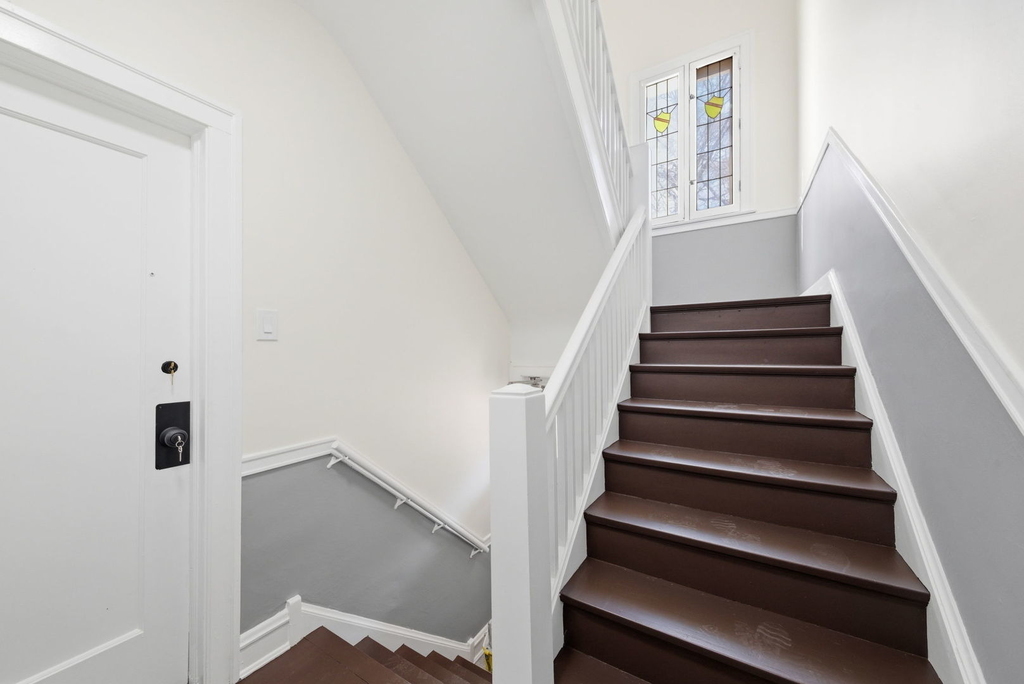 8024 S Vernon Avenue - Photo 1