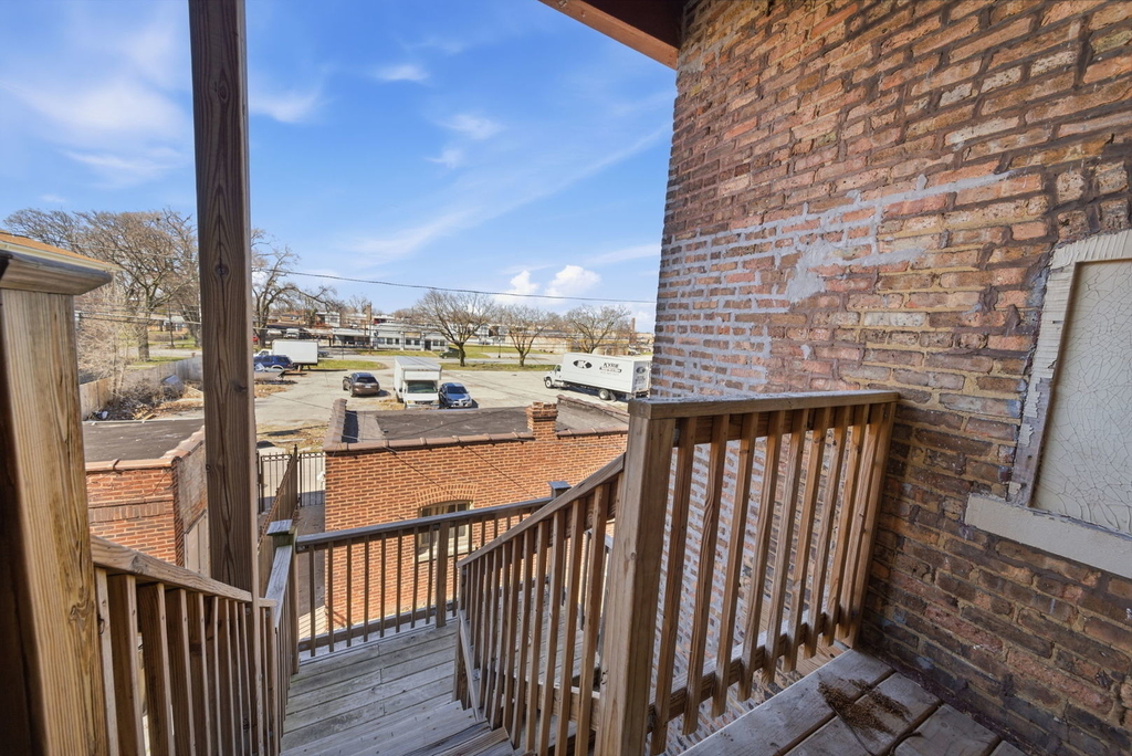 8024 S Vernon Avenue - Photo 17