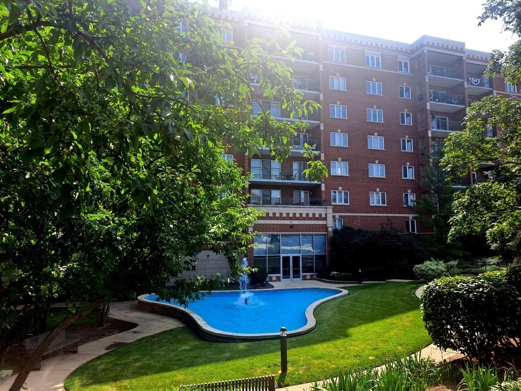 650 S River Road - Photo 0