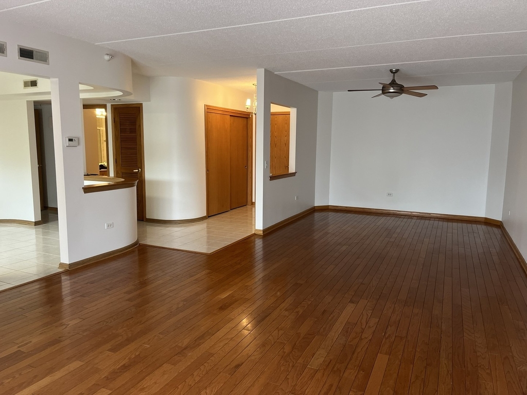 650 S River Road - Photo 2