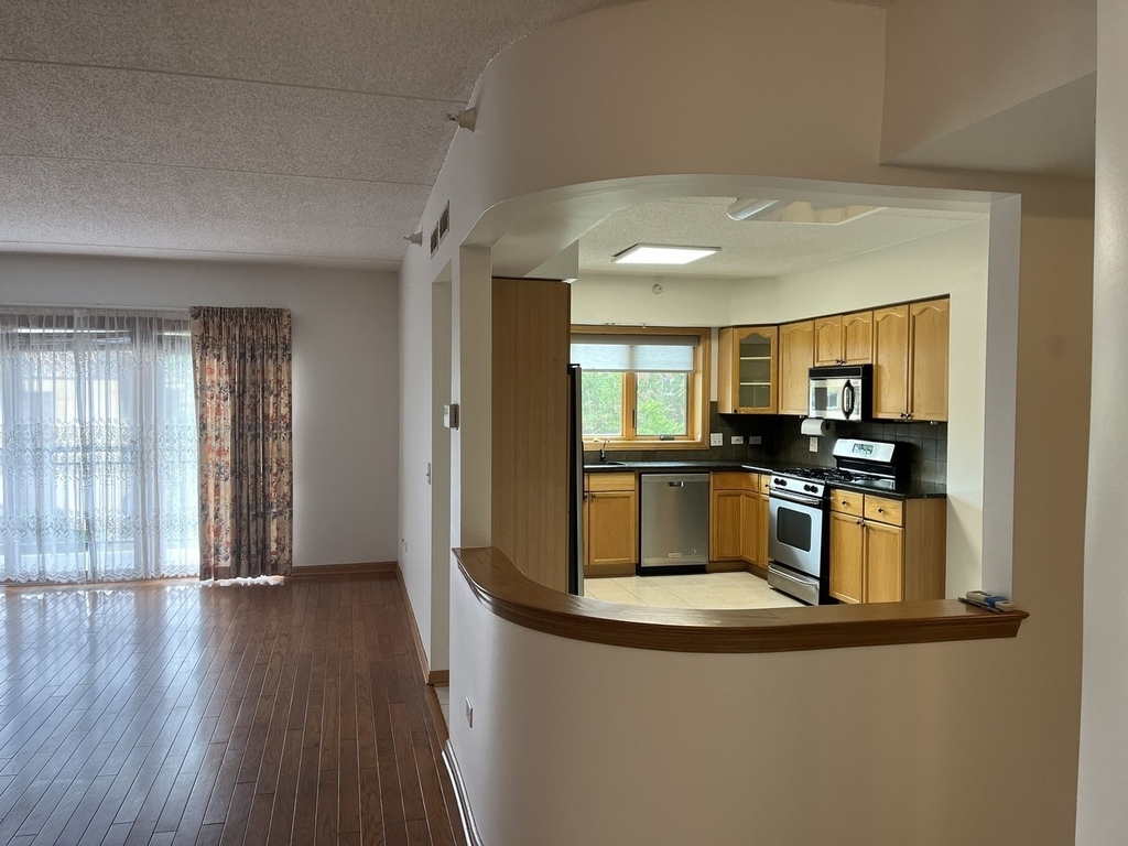 650 S River Road - Photo 4