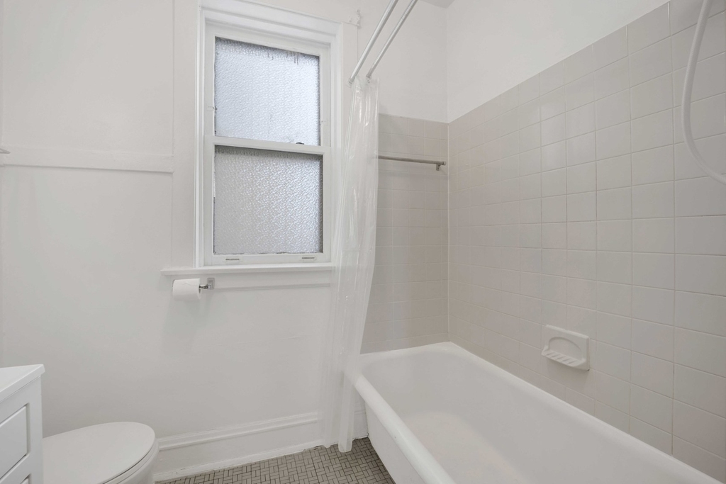 2439 W Birchwood Street - Photo 13