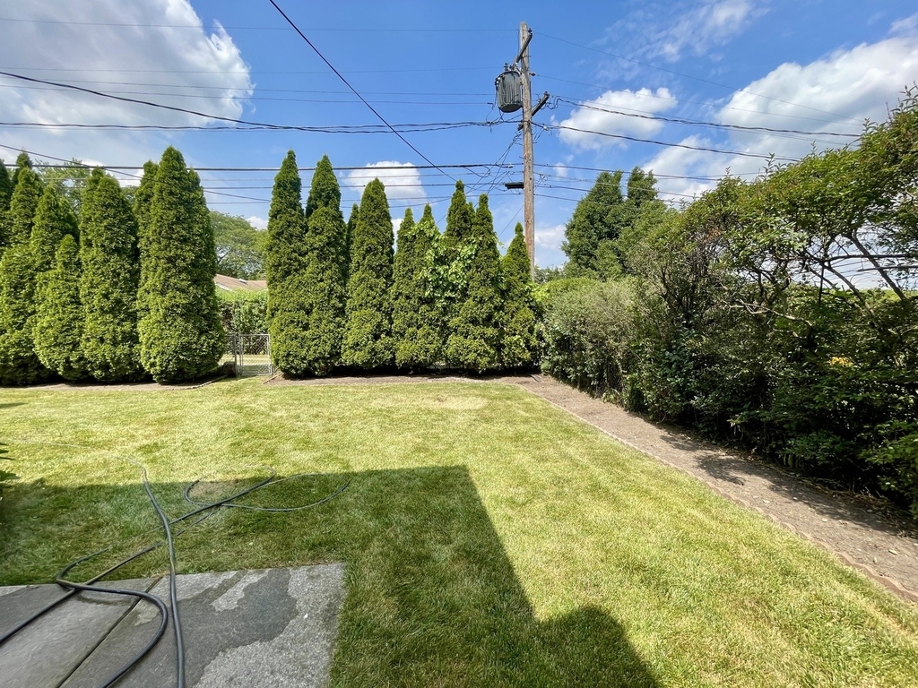 7150 N Crawford Avenue - Photo 22