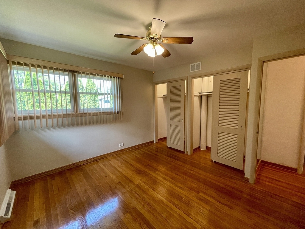 7150 N Crawford Avenue - Photo 12