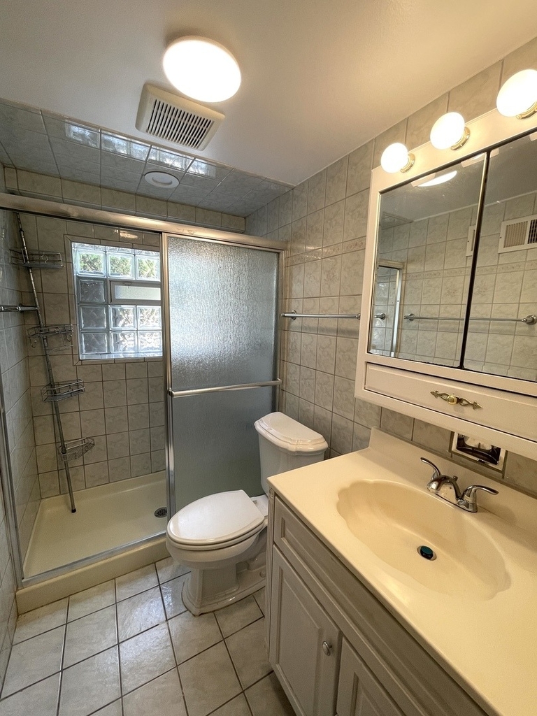 7150 N Crawford Avenue - Photo 15