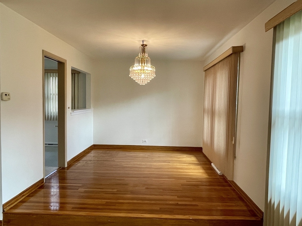 7150 N Crawford Avenue - Photo 6