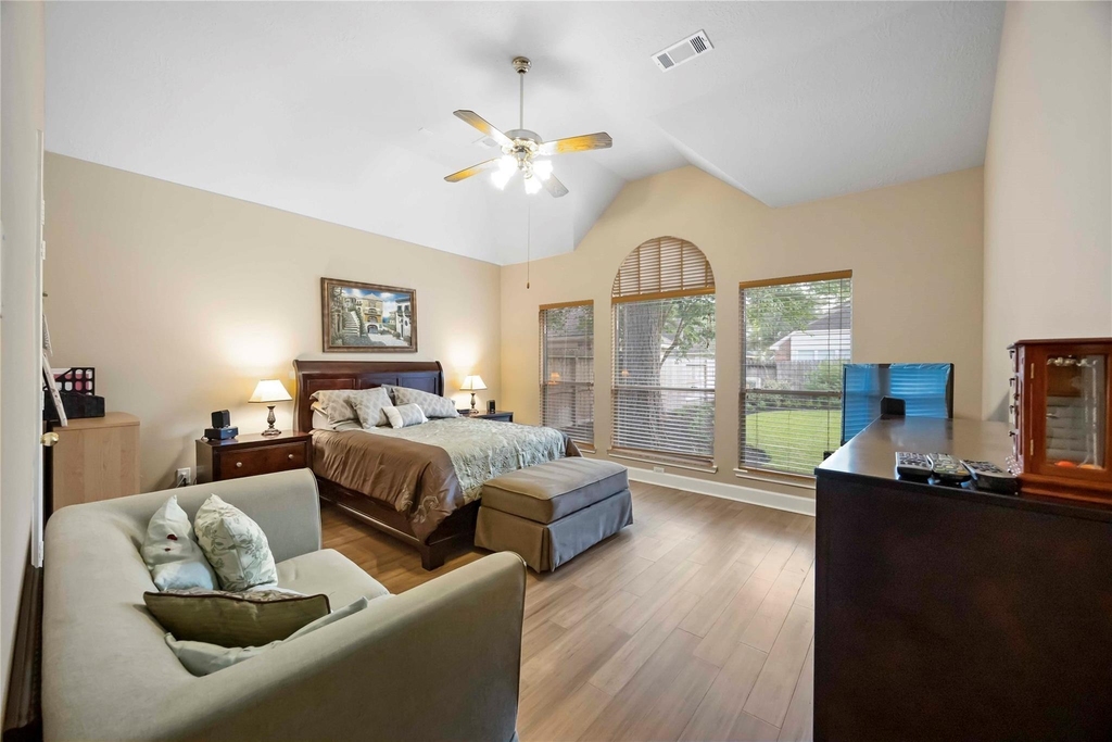 13611 Delacey Lane - Photo 10