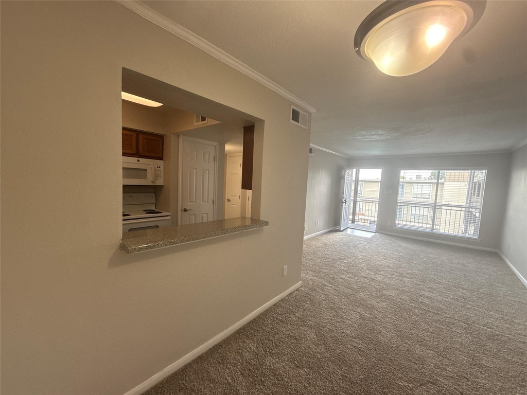 7315 Brompton Rd Street - Photo 4