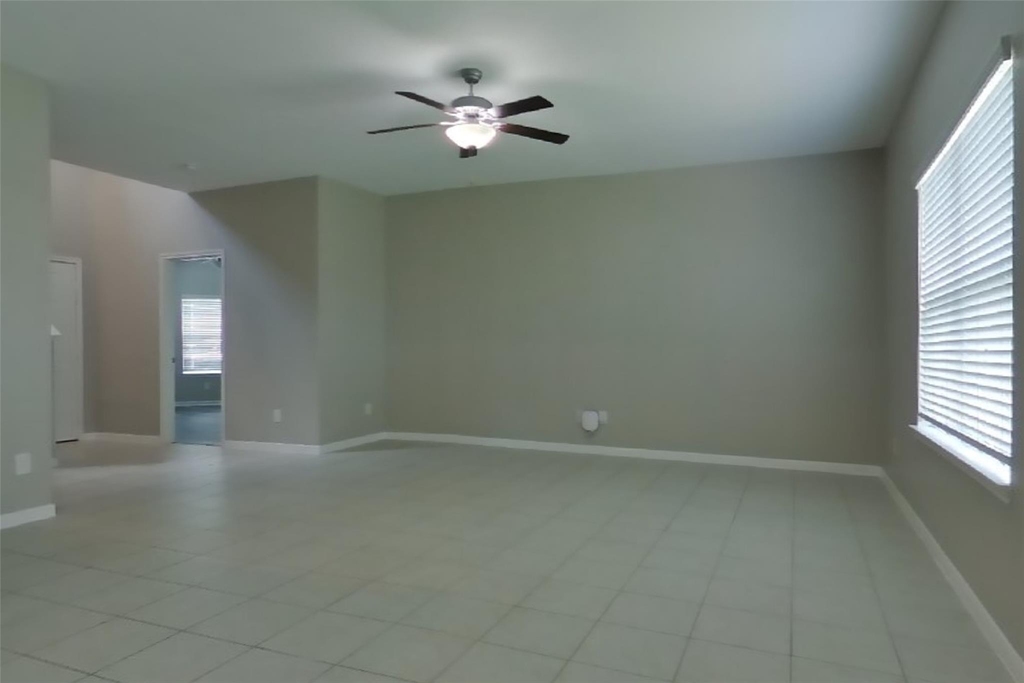 421 Palomino Stand Drive - Photo 2